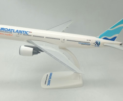 1:200 Boeing 777-243ER, EuroAtlantic Airways, 30th Anniversary Sticker (Snap-Fit)