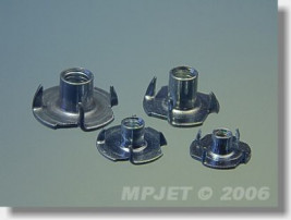 Zapichovacia matica M3 (4 ks)