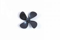 Lodná skrutka 4listá, pravá, priemer 50 mm, M4