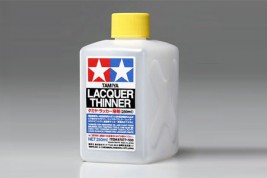 Tamiya Lacquer Thinner – riedidlo (250 ml)