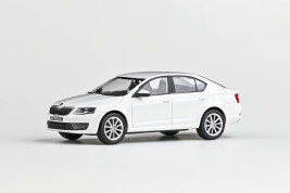 1:43 Škoda Octavia III (2012) – biela Candy