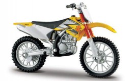 1:18 Suzuki RM-Z250