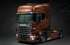 1:24 Scania R730 ''BLACK AMBER'' + Amber Metallic Acrylic Paint (30ml)