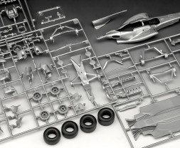 1:24 Vodafone McLaren Mercedes MP4-25, Lewis Hamilton
