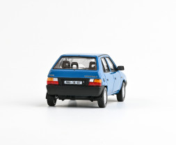 1:43 Škoda Favorit 136L (1988) – modrá Škoda