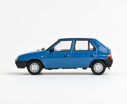 1:43 Škoda Favorit 136L (1988) – modrá Škoda