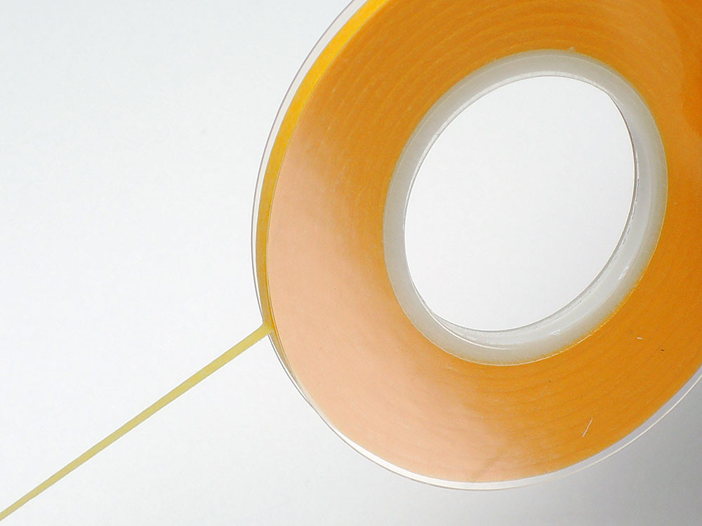 Náhľad produktu - TAMIYA špeciálna maskovacia páska, šírka 1 mm