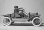 1:24 Model T 1913 Speedster w/ American Drivers