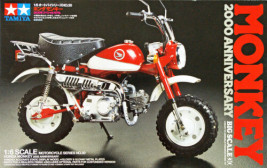 1:6 Honda Monkey 2000 Anniversary