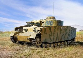 1:35 Pz.Kpfw.IV Ausf.F1(F) w/ Schürzen