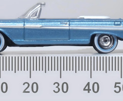 1:87 Chevrolet Impala 1961 Jewel Blue and White