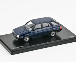 1:43 Škoda Forman (1993) – modrá Královská