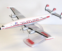 1:125 L-1049G Super Constellation, Trans World Airlines, 1950s Colors (Snap-Fit)