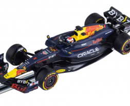 Autodráha Carrera Digital 132 - Race of the Champions, dĺžka 7,3 m