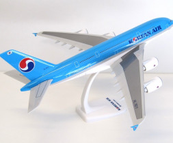 1:200 Airbus A380-861 Korean Air ″2000s″ Colors (Snap-Fit)