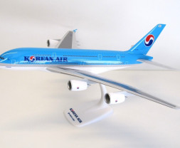 1:200 Airbus A380-861 Korean Air ″2000s″ Colors (Snap-Fit)