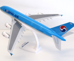 1:200 Airbus A380-861 Korean Air ″2000s″ Colors (Snap-Fit)