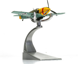 1:72 Messerschmitt Me109E-4/B 'Yellow 1' - Oberleutnant Walter Rupp (Battle of Britain 85)