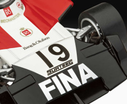 1:32 Surtees TS16/03 (Model Set)