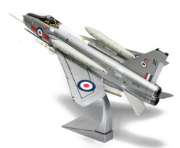 1:48 English Electric Lightning F.6, RAF No.5 Sqn, RAF Leconfield