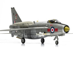 1:48 English Electric Lightning F.6, RAF No.5 Sqn, RAF Leconfield