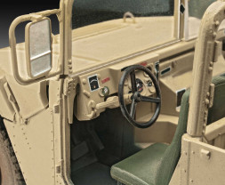1:35 HMMWV M1097A2
