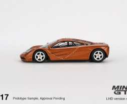 1:64 McLaren F1 Yquem