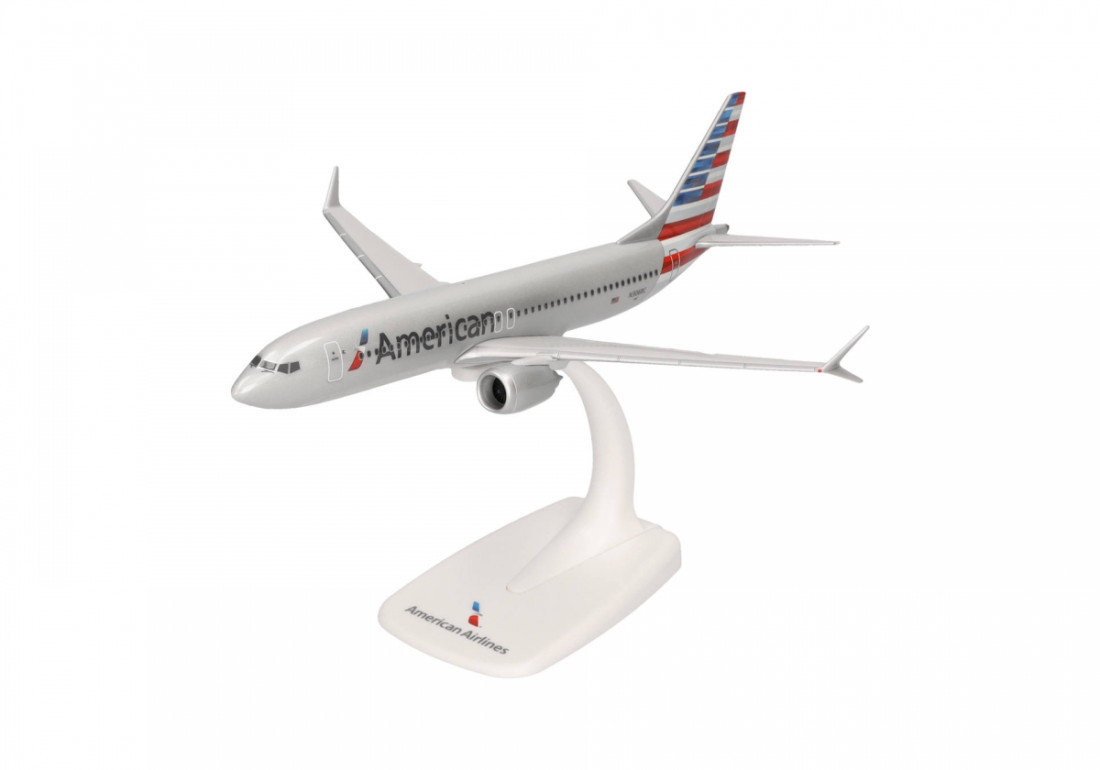 Náhľad produktu - 1:200 Boeing B737 MAX 8 American Airlines ″2010s″ Colors (Snap-Fit)
