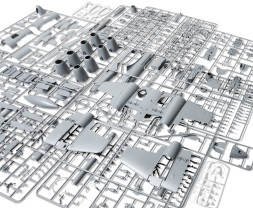 1:32 Gloster Meteor F.8/FR.9 (First Edition) 