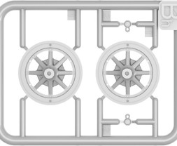 1:35 RSO/01 Early Production with 7.5cm PaK 40 & Crew