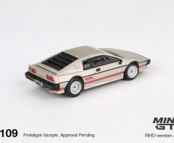 1:64 Lotus Esprit Turbo Metallic Silver
