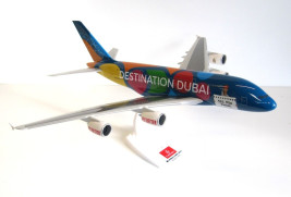 1:200 Airbus A380-861 Emirates ″Destination Dubai″ Colors (Snap-Fit)