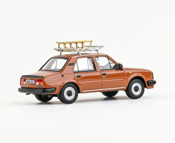 1:43 Škoda 120L (1984) – skořicová hnědá