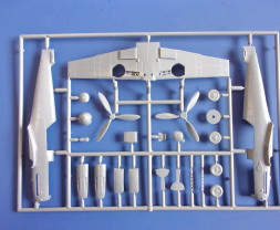 1:72 Messerschmitt Bf 109E-4/7 (Joy Pack)