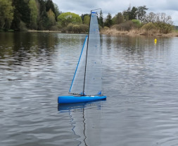 Tango RTR rýchlostná plachetnica RG65 (červená)