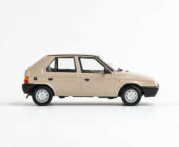 1:43 Škoda Favorit 136L (1988) – béžová