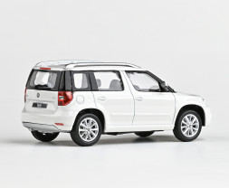 1:43 Škoda Yeti FL (2013) – biela Candy