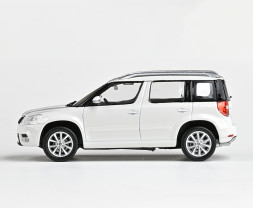 1:43 Škoda Yeti FL (2013) – biela Candy