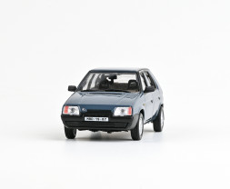 1:43 Škoda Favorit 136L (1988) – šedomodrá tmavá
