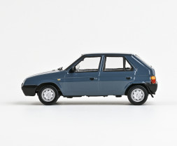 1:43 Škoda Favorit 136L (1988) – šedomodrá tmavá