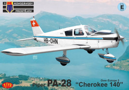 1:72 Piper PA-28 ″Cherokee 140″ Over Europe 2