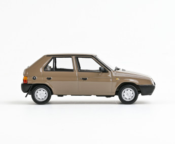 1:43 Škoda Favorit 136L (1988) - Hnedá Kamenná