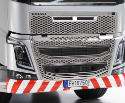 1:14 Volvo FH16 Globetrotter 750 8×4 Tow Truck Silver (stavebnica)