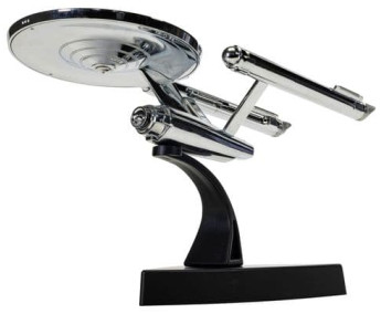 Star Trek 60th Anniversary Edition- U.S.S. Enterprise NCC-1701